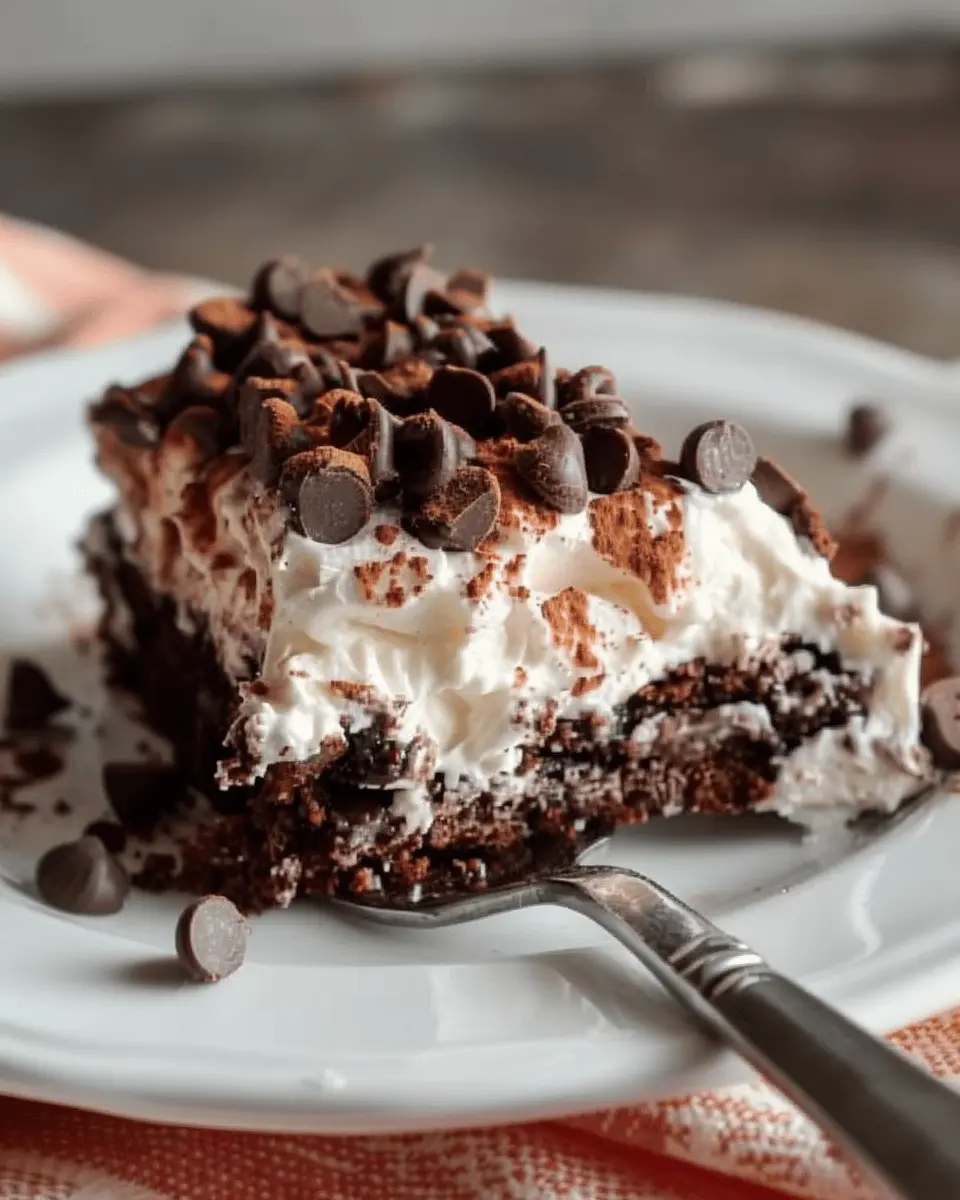 Brownie Refrigerator Cake: Easy Indulgence for Sweet Lovers