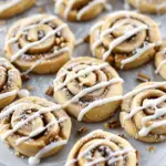 Easy No-Bake Cinnamon Roll Cookie Recipe